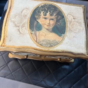 Elegant Cream and Gold music Jewelry Box with Portrait